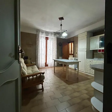 Lory Apartment *